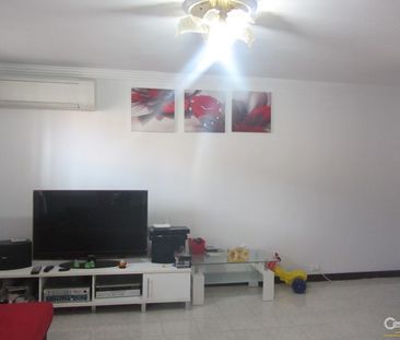 Renovated Townhouse - Photo 2