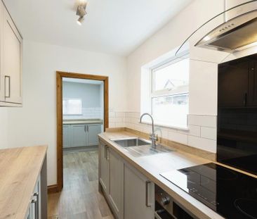 2 bedroom terraced house to rent - Photo 6