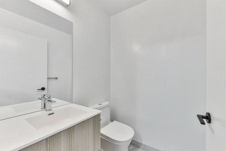 For Lease - 220 Missinnihe Way Unit# 112, Mississauga, Ontario - Photo 5