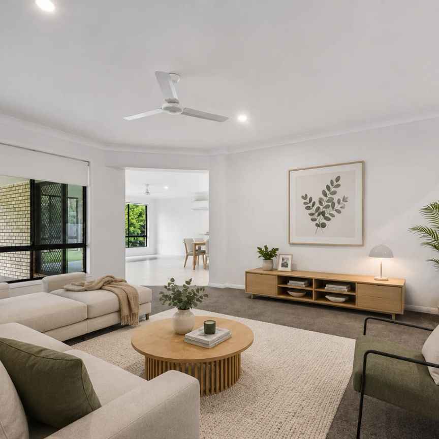 Stylish & Spacious Family Living in Narangba - Photo 1