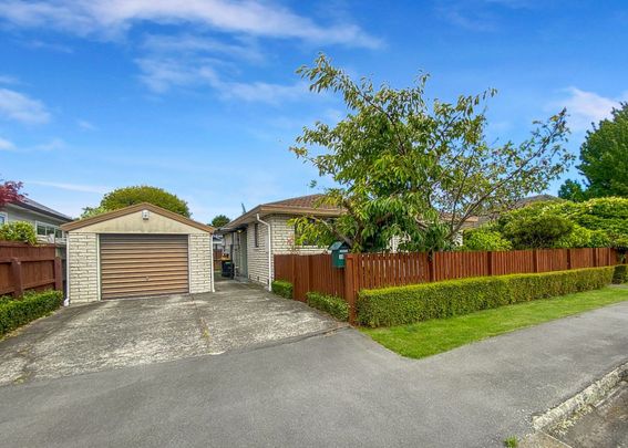 2/15 Orkney Street, Fendalton, NZ 8052 - Photo 1