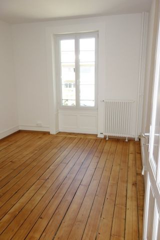 Eaux-Vives non loin du Lac - Photo 2