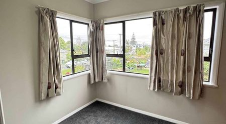 For Rent: 3-Bedroom Home in Avondale - Photo 5