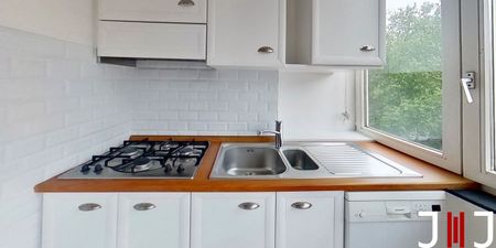 Appartement te huur in Oudergem voor € 1.000 met 1 slaapkamer - Photo 3