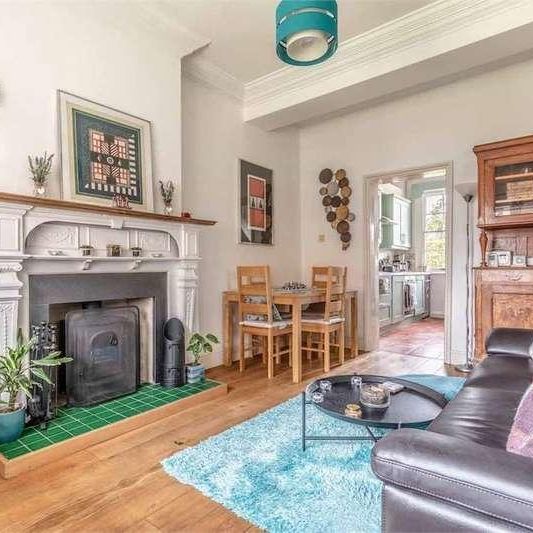 Slough Road, Datchet, SL3 - Photo 1