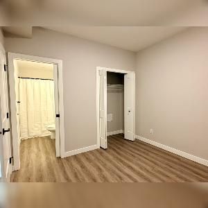 Furnished 2 Bed 2 Bath 1 Underground Parking Steton - Photo 4