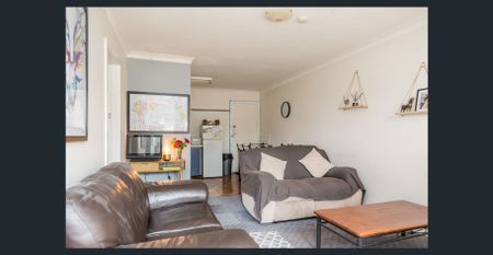 1 bedroom unit - Photo 3
