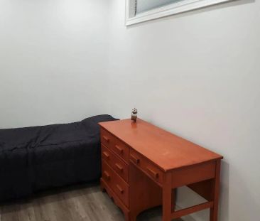 28 DELBERT DRIVE - Photo 3