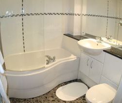 Bailey Court, Warrington, WA2 7TL - Photo 4