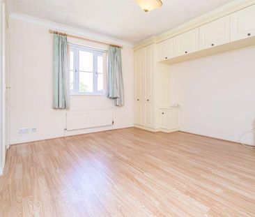 4 bedroom detached house to rent - Photo 4