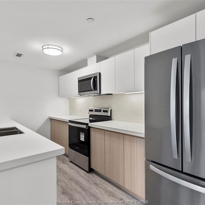 For Lease - 3320 STELLA Unit# 611, Windsor, Ontario - Photo 1