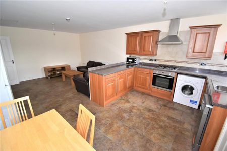 2 bedroom apartment to rent - Photo 5