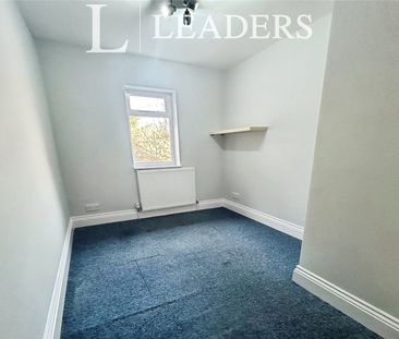 2 bedroom house to rent High Street, Kelvedon, CO5 - Photo 6