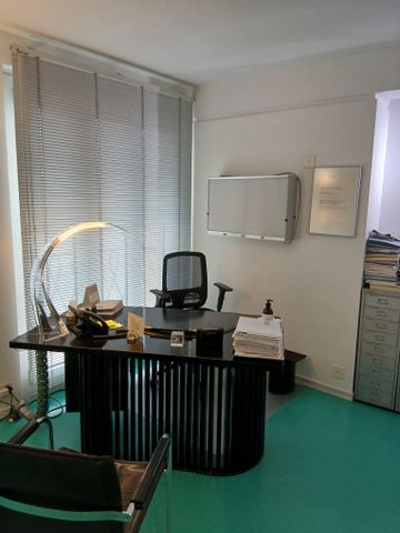 Wunderbares Lokal im Stadtzentrum von Bulle - Photo 4