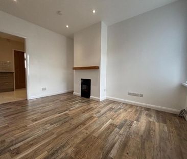 79 Young Street, Lisburn, BT27 5EB - Photo 1