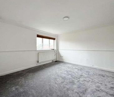 Coltsfoot Green, Luton, LU4 - Photo 4