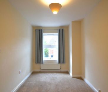 2 bedroom end of terrace house to rent - Photo 6