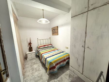 Piso en Benidorm, Centro-Tomas Ortuno, alquiler - Photo 2