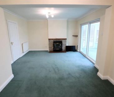 2 bedroom detached bungalow to rent - Photo 1