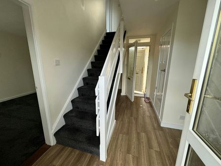 Waverley, Woodside, Telford, TF7 - Photo 5