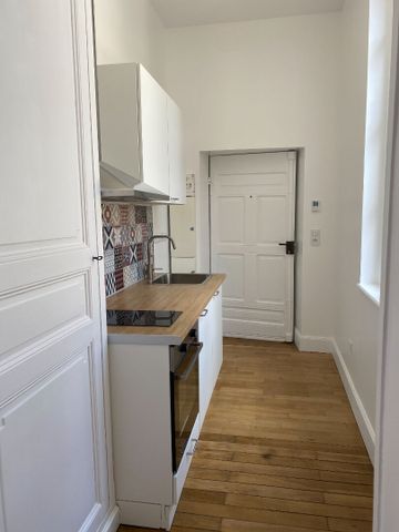 Location Appartement 1 pièce 26m² - Photo 3