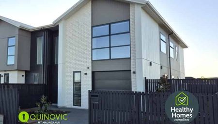 Beautiful townhouse in Atutahi Lane, Papamoa - Photo 5