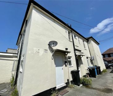 Wallisdown Road, Poole, Dorset, BH12 - Photo 5