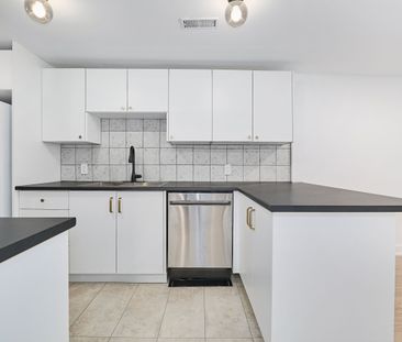 For Lease - 111 Riverside Drive, Oshawa, Ontario - Photo 5