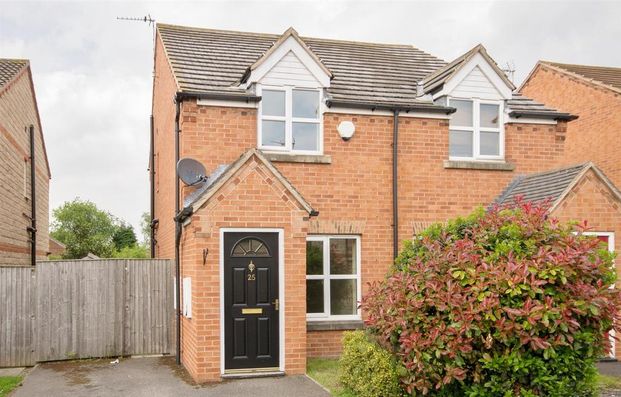 2 bedroom semi-detached house to rent - Photo 1