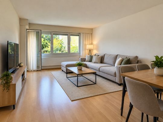 Newly Furnished 3.5-Room Apartment with Balcony and Beautiful Views in Zürich Oerlikon - Photo 1