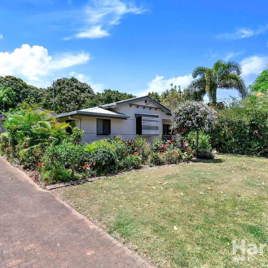 4 Larsen Street, Urangan, Qld 4655 - Photo 1