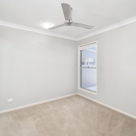 Modern 3-Bedroom Townhouse in Prime Mount Gravatt East - Photo 4