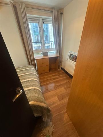 9 Shaftesbury Court, 3 Marcus Ward Street, Belfast, BT7 1RY - Photo 2