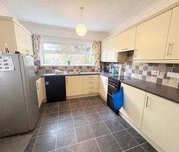 52 Breda Road, Belfast, BT8 7BU - Photo 1