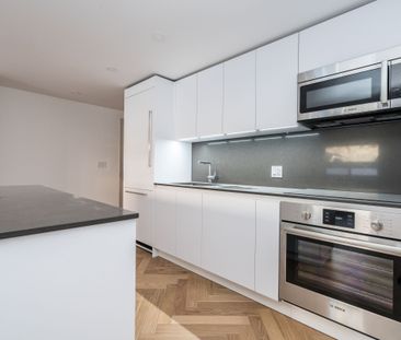 3010 Queen Street East - Photo 3