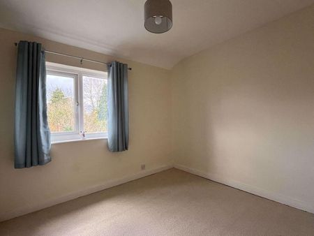 2 bedroom terraced house to rent - Photo 3