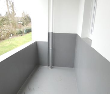 *** Großzügige 3-Zi-Wohnung mit zwei Loggien in Essen-Frohnhausen *** - Photo 3