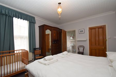 3 bed terraced house to rent in Greenfield Road, Scarborough, YO11 - Photo 4