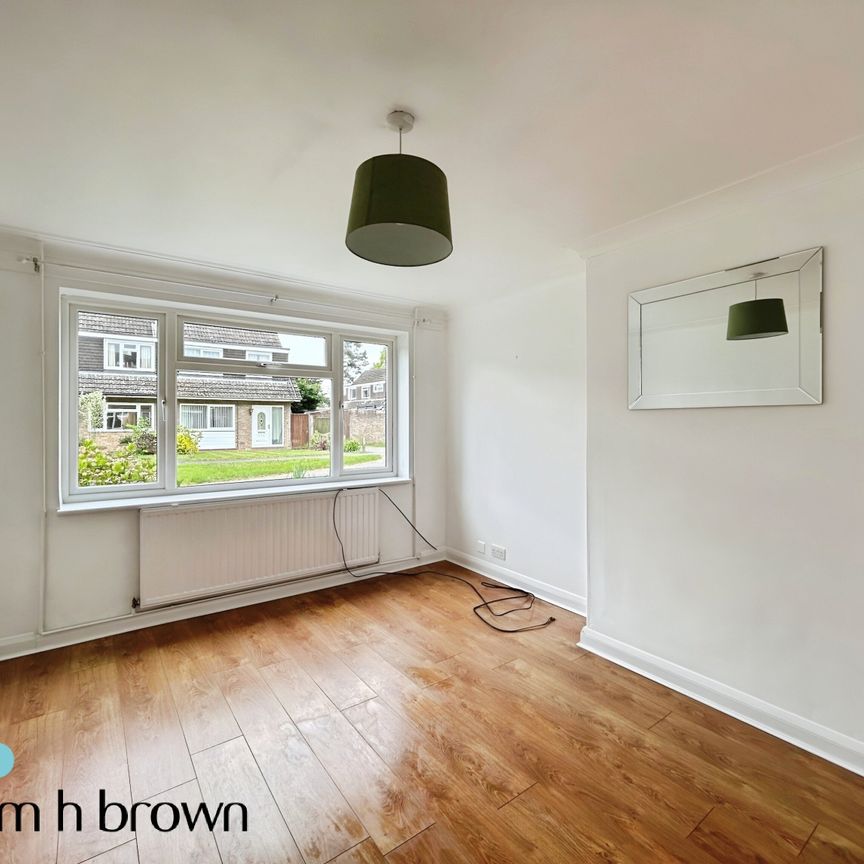 Barnfield, Ipswich, Capel St. Mary - Photo 1