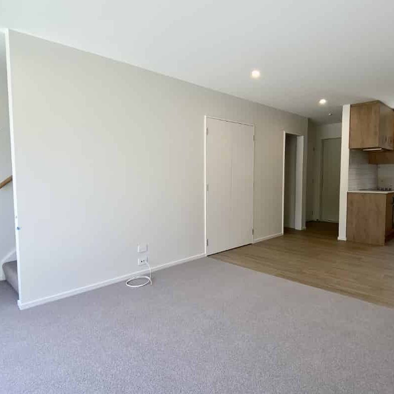 Townhouse with Solar Power - Photo 1