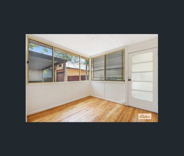 Charming 3-Bedroom Home in Prime Wodonga Location - Photo 5