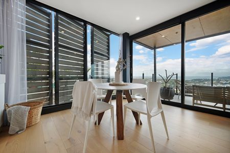 Seriously Upmarket Two Bedroom Two Bathroom North Apartment Grey Lynn - Photo 4
