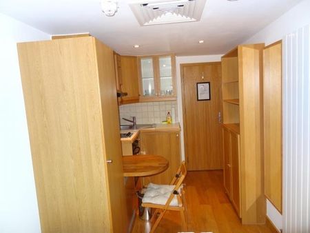 Studio to rent - Photo 3