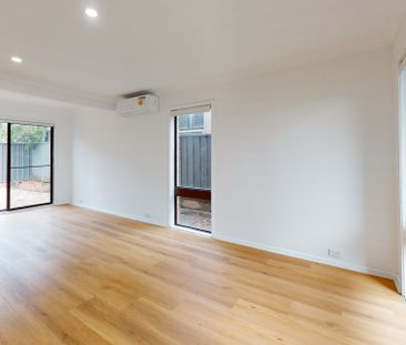 3/65 Fourth Street, Adamstown NSW 2289 - Photo 4