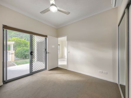 CENTRAL, 2 BEDROOM UNIT WITH STORAGE LOCKER - Photo 4
