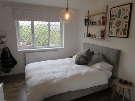 2 bedroom House To Let - Photo 5