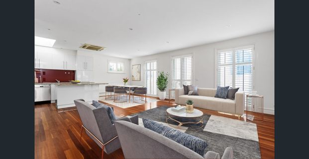 Understated Elegance, Brilliantly Positioned - Photo 1