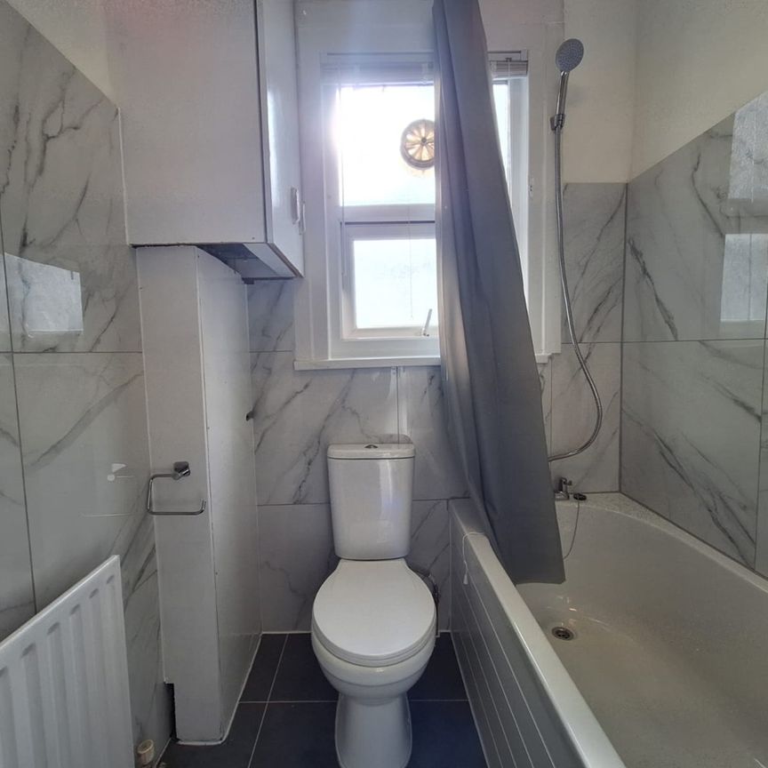 2 Bed Flat, Broad Lane, N15 - Photo 1