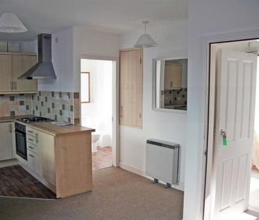 1 bedroom flat to rent - Photo 6