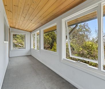 Character Filled 3 Bedroom Home with Warm Timber Features - Photo 2